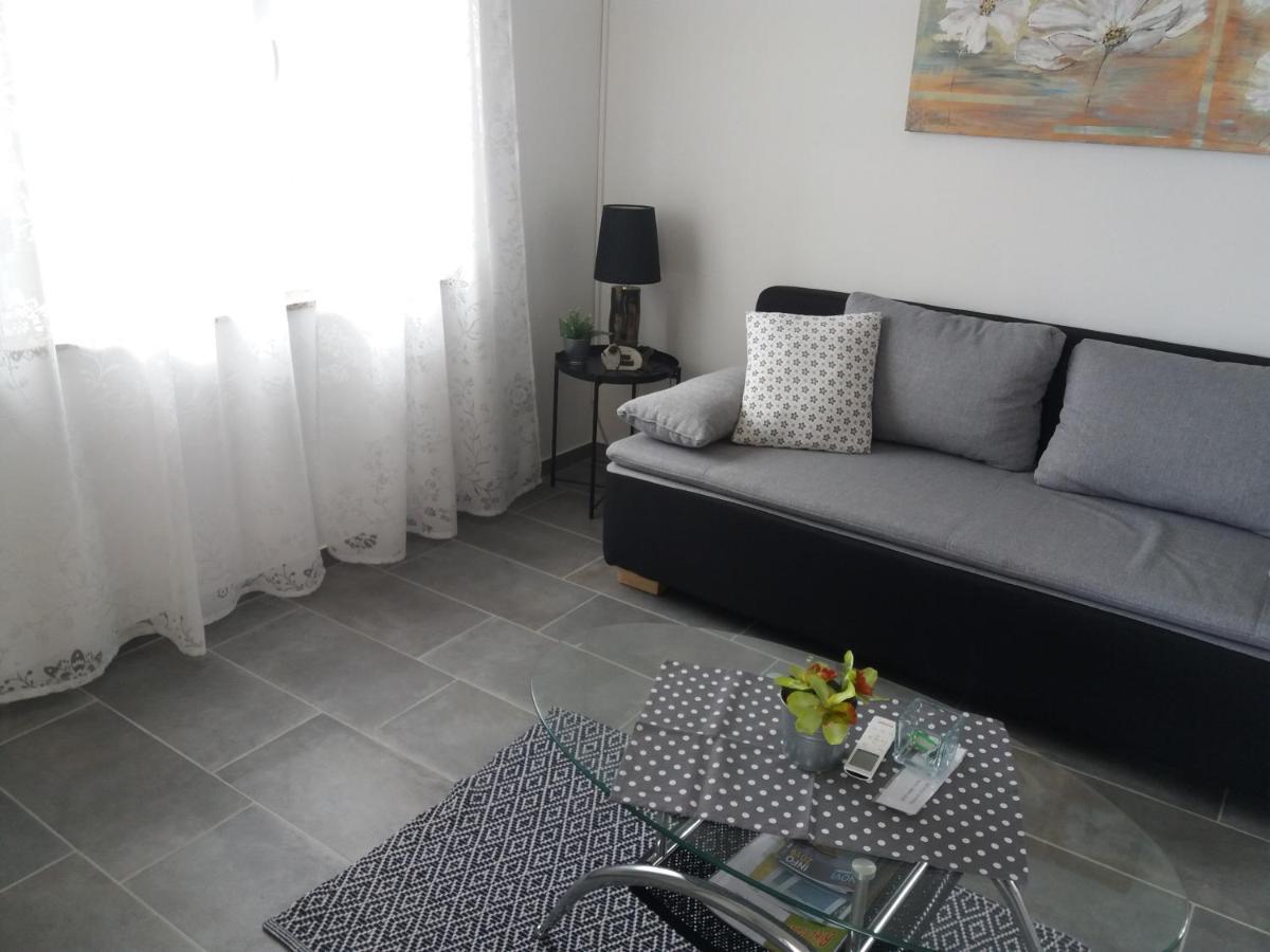 Nina Seaview Apartamento Novi Vinodolski Exterior foto